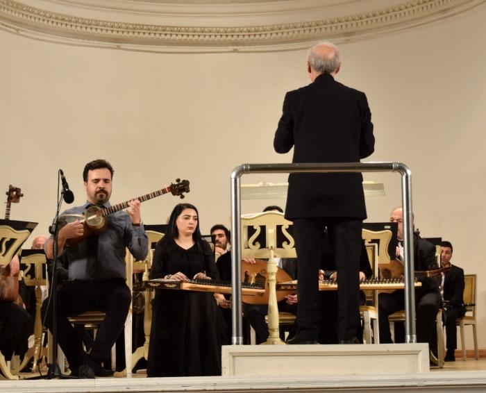 Как поддерживают молодые таланты Азербайджана (ФОТО)