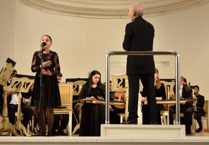 Как поддерживают молодые таланты Азербайджана (ФОТО)