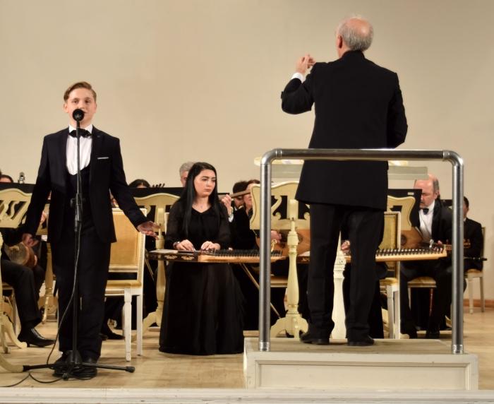 Как поддерживают молодые таланты Азербайджана (ФОТО)