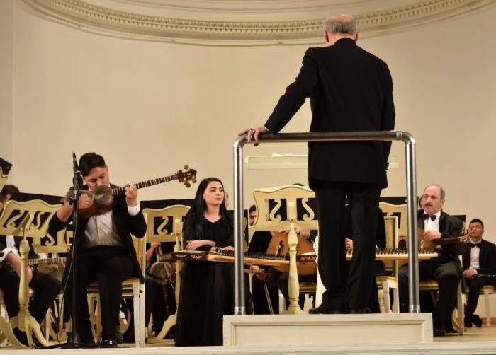 Как поддерживают молодые таланты Азербайджана (ФОТО)