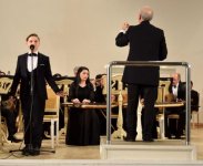 Как поддерживают молодые таланты Азербайджана (ФОТО)