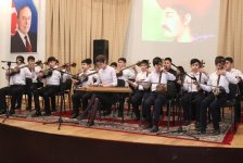 Юные музыканты выступили с концертом "Ana Vətən" (ФОТО)