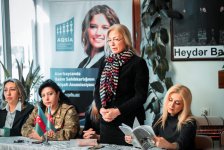 В Ходжалинской школе состоялась презентация книги "Ходжалы: Рассказывают свидетели" (ФОТО)