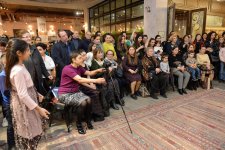 Как куклы влияют на развитие детей – театрализованные сценки в Баку (ФОТО)