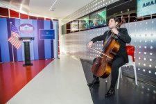 Бывший вице-президент США Дик Чейни с азербайджанцами (ФОТО)