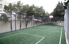 Вице-президент Фонда Гейдара Алиева Лейла Алиева встретилась с воспитанниками детдома в Сураханском районе Баку (ФОТО)