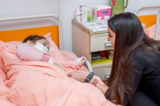 Вице-президент Фонда Гейдара Алиева Лейла Алиева посетила НИИ гематологии и трансфузиологии в Баку (ФОТО)