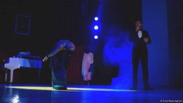 Азербайджанки перевоплотились в Николь Кидман и Кристину Агилеру - Best Musical Shows (ФОТО)