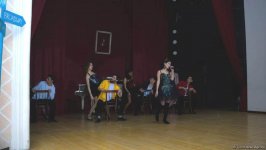 Азербайджанки перевоплотились в Николь Кидман и Кристину Агилеру - Best Musical Shows (ФОТО)