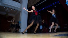 Азербайджанки перевоплотились в Николь Кидман и Кристину Агилеру - Best Musical Shows (ФОТО)