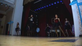 Азербайджанки перевоплотились в Николь Кидман и Кристину Агилеру - Best Musical Shows (ФОТО)