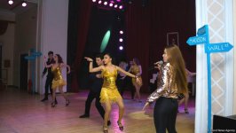 Азербайджанки перевоплотились в Николь Кидман и Кристину Агилеру - Best Musical Shows (ФОТО)