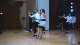 Азербайджанки перевоплотились в Николь Кидман и Кристину Агилеру - Best Musical Shows (ФОТО)