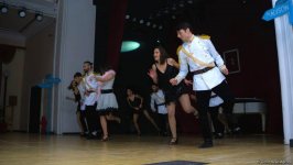 Азербайджанки перевоплотились в Николь Кидман и Кристину Агилеру - Best Musical Shows (ФОТО)