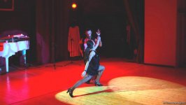 Азербайджанки перевоплотились в Николь Кидман и Кристину Агилеру - Best Musical Shows (ФОТО)