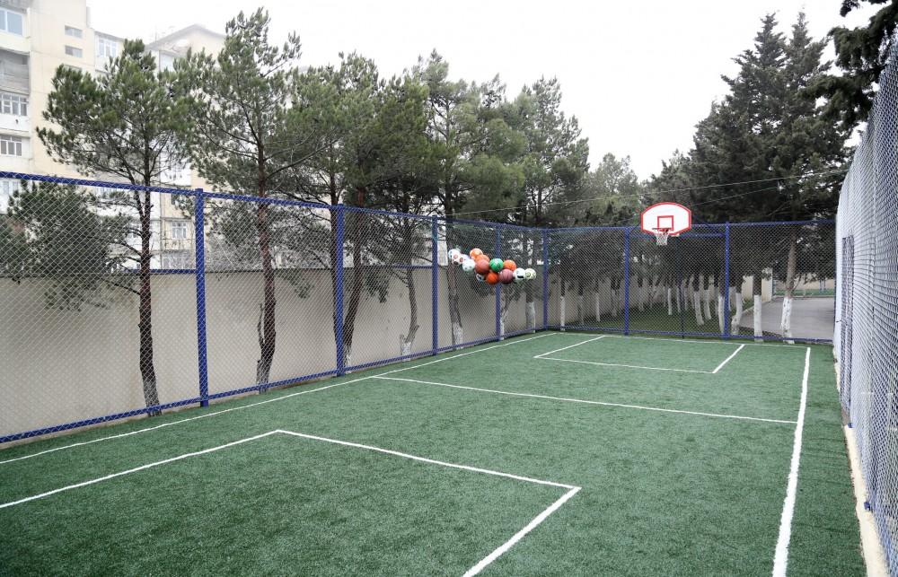 Вице-президент Фонда Гейдара Алиева Лейла Алиева встретилась с воспитанниками детдома в Сураханском районе Баку (ФОТО)