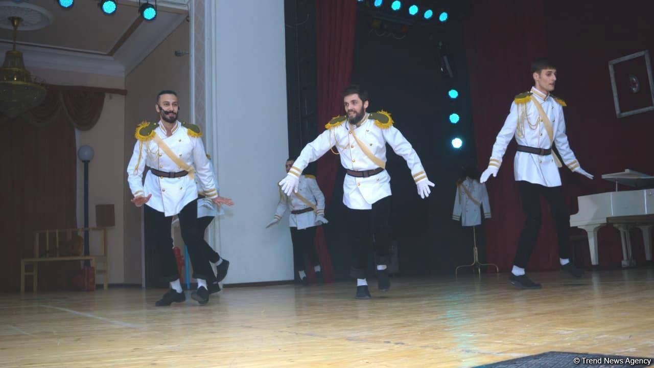 Азербайджанки перевоплотились в Николь Кидман и Кристину Агилеру - Best Musical Shows (ФОТО)