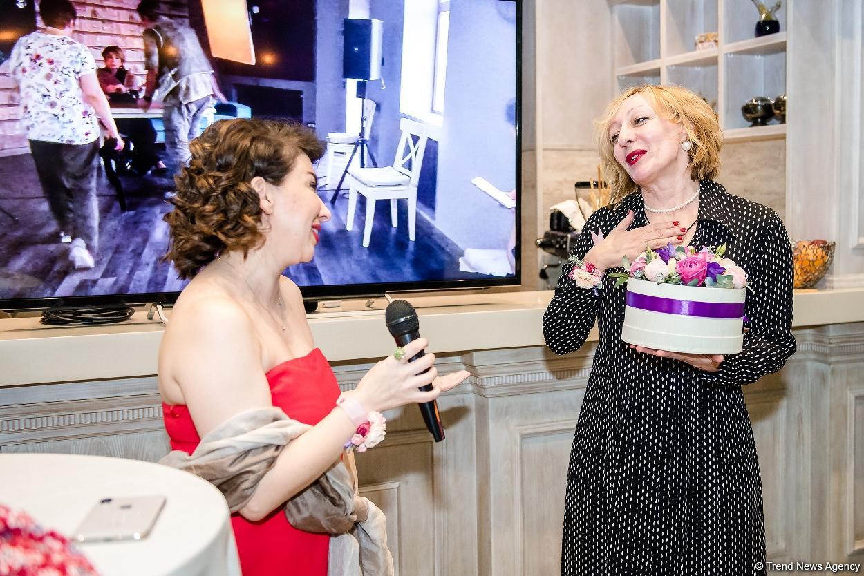 Проект посвящен красоте женщины 50 +, или Состояние весны в Баку  (ФОТО)