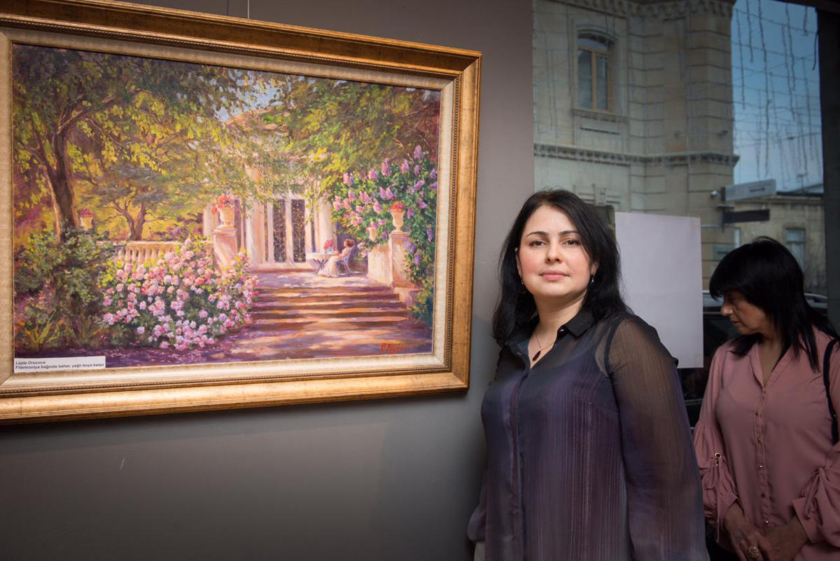 Азербайджанские девушки в волшебном марте: Пока от мужчин ждешь подарка… (ФОТО)