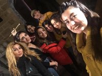 В честь 8 марта на металлических бочках в Баку "расцвели" цветы (ФОТО)