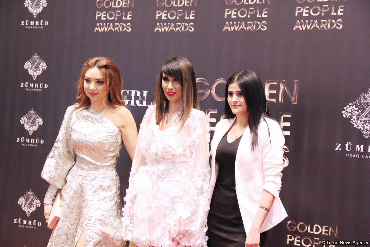 В Баку прошла церемония награждения "Золотые люди" – красная дорожка, звезды (ФОТО)