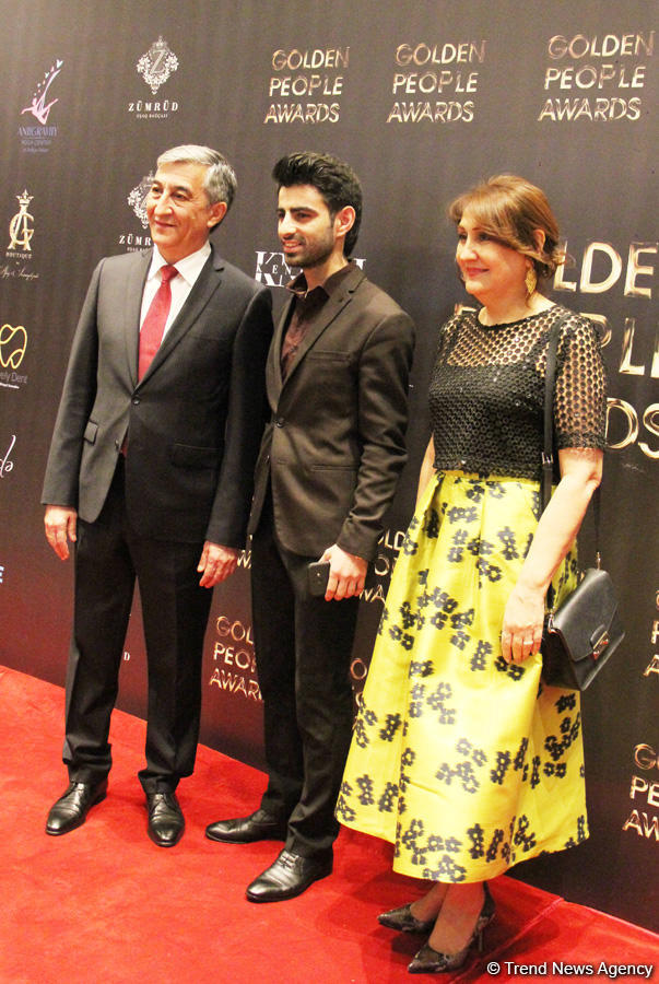 В Баку прошла церемония награждения "Золотые люди" – красная дорожка, звезды (ФОТО)