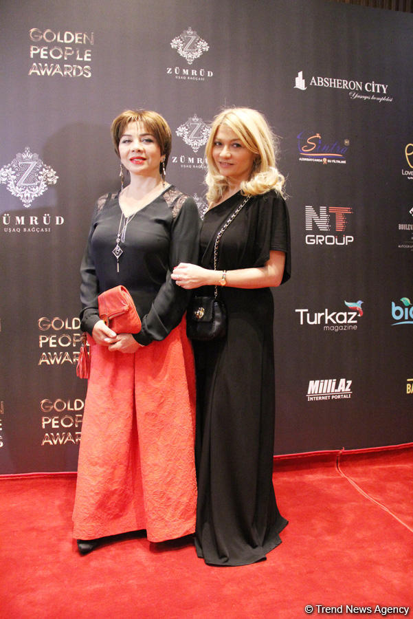 В Баку прошла церемония награждения "Золотые люди" – красная дорожка, звезды (ФОТО)