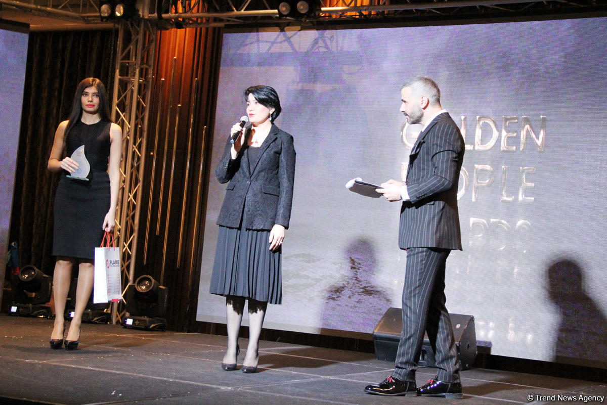 В Баку прошла церемония награждения "Золотые люди" – красная дорожка, звезды (ФОТО)