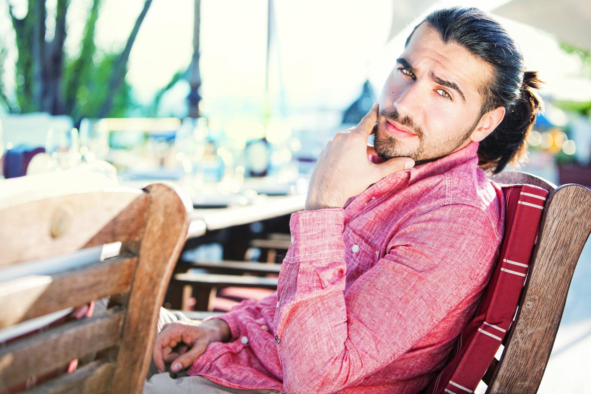 Евровидение 2019. Креативный клип Чингиза Мустафаева от Азербайджана – всё о певце (ВИДЕО, ФОТО)