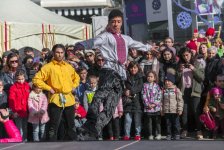 Эх, гуляй народ! Старинная часть Баку превратилась в праздничную площадку (ФОТО)
