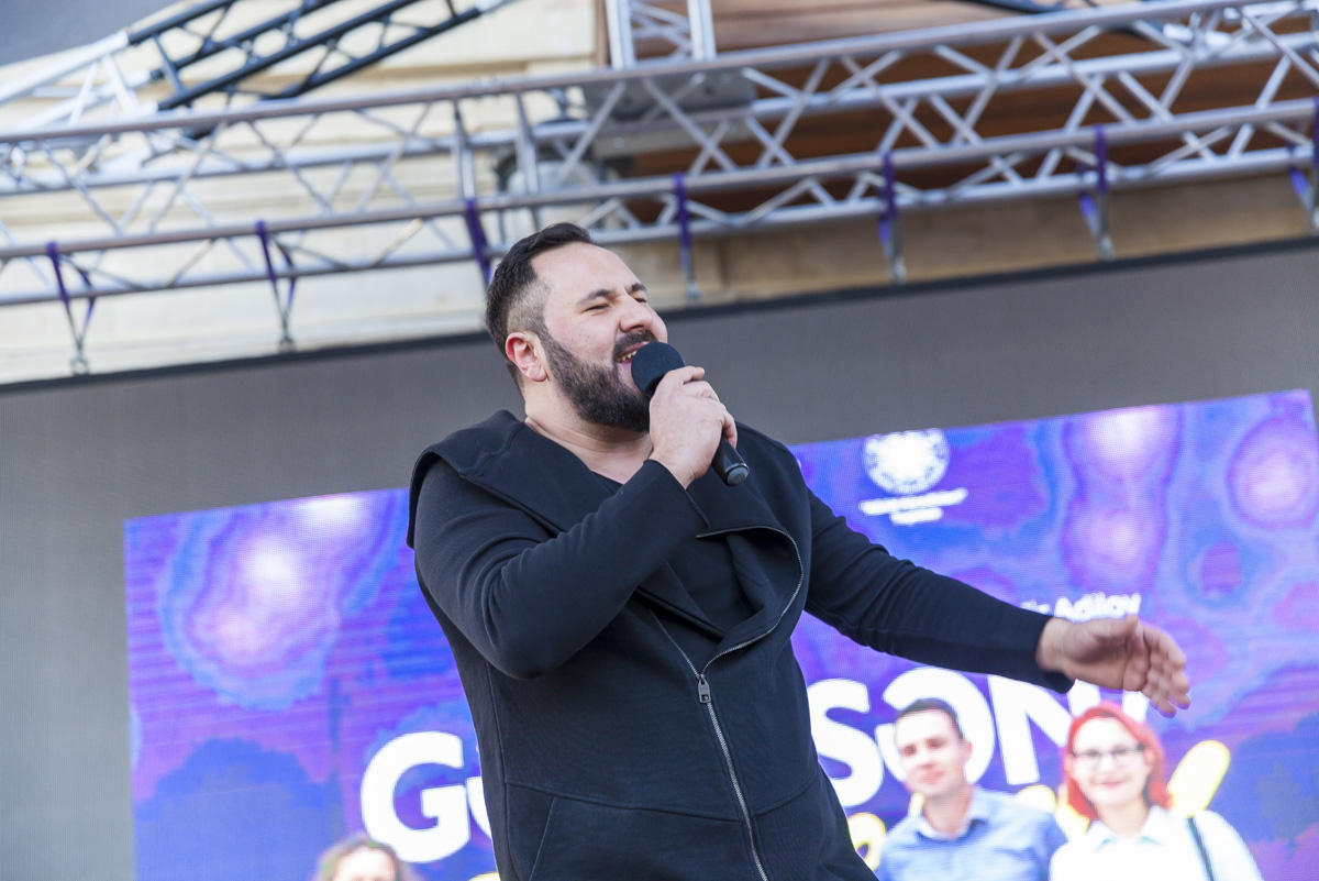 Эх, гуляй народ! Старинная часть Баку превратилась в праздничную площадку (ФОТО)