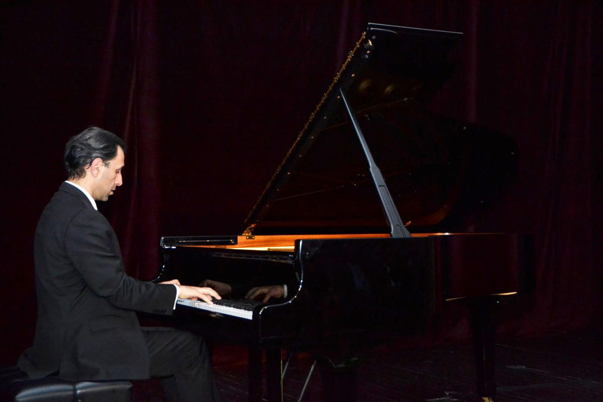 Великолепная шестерка в Шамахе (ФОТО)