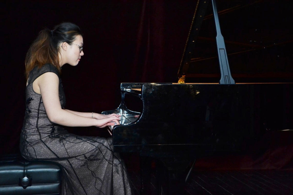 Великолепная шестерка в Шамахе (ФОТО)