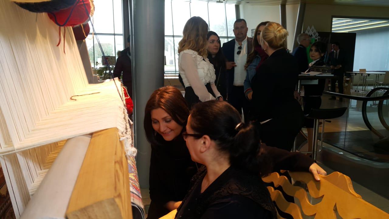 Турецкая мега-звезда Сибель Джан в Баку: концерт, ковры, современное искусство  (ФОТО)