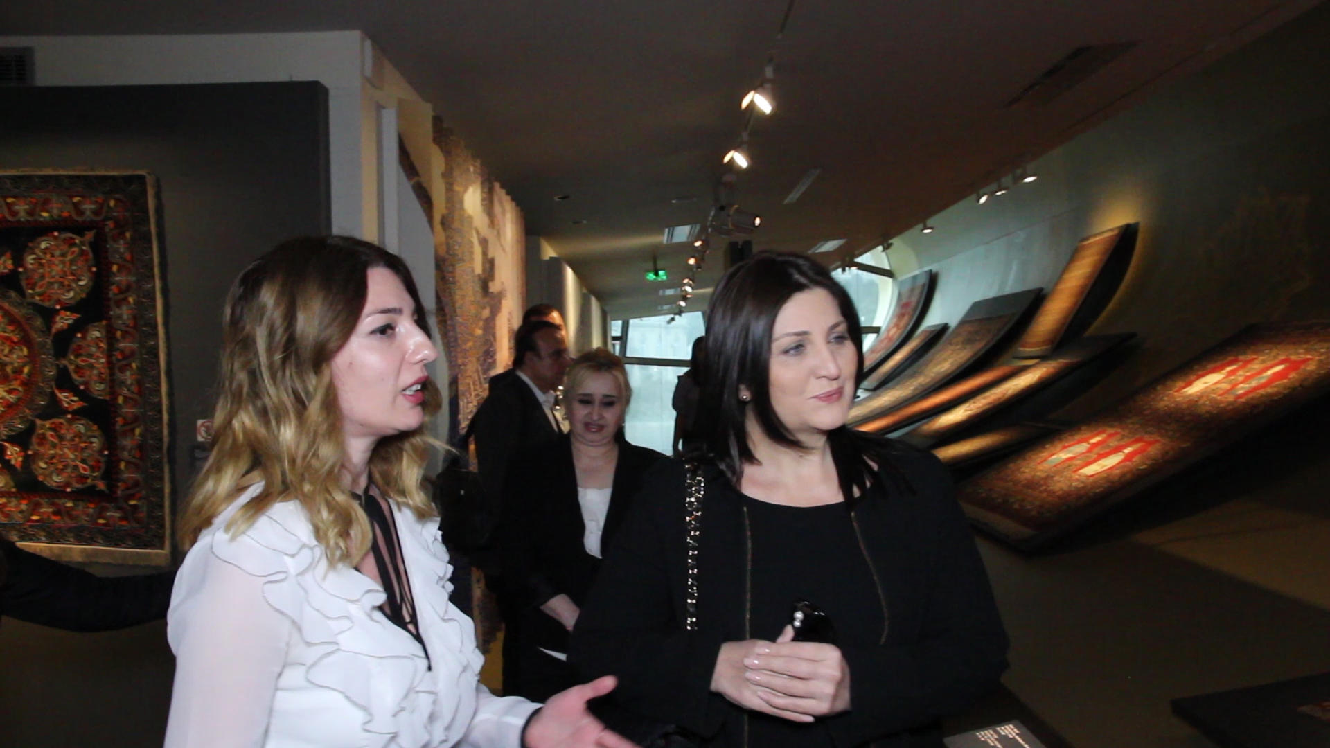 Турецкая мега-звезда Сибель Джан в Баку: концерт, ковры, современное искусство  (ФОТО)