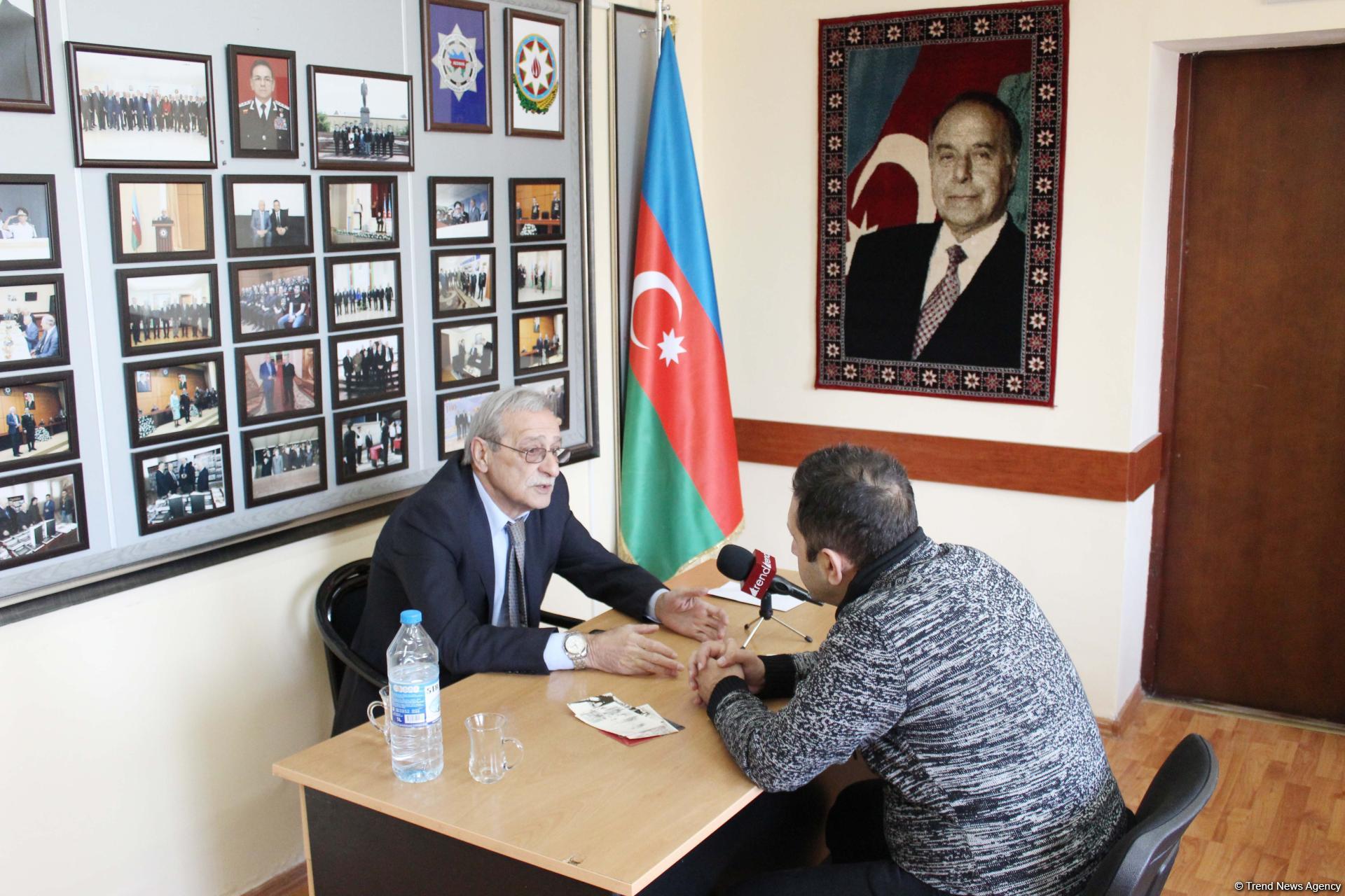 Запах смерти, Зейнаб Ханларова и наделавший в штаны армянин…
Совместный проект "Легенды азербайджанских спецслужб" (ФОТО)