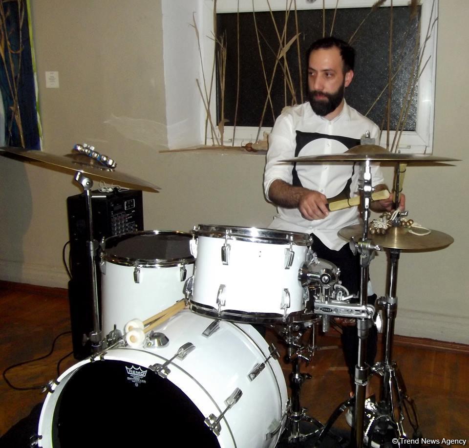 Лицом к лицу со временем: "Реинкарнация" Гобустана (ФОТО)