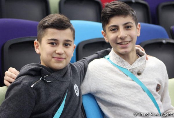 Кубок мира по спортивной гимнастике проходит очень интересно – юные зрители