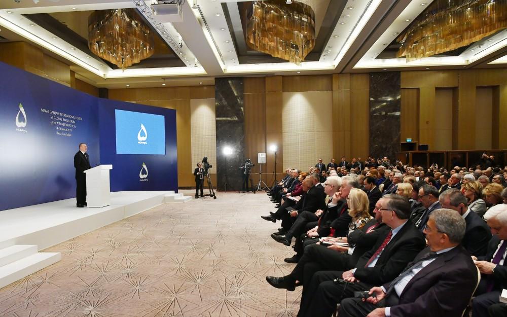 Президент Ильхам Алиев принял участие в VII Глобальном Бакинском форуме (ФОТО) (версия 5)