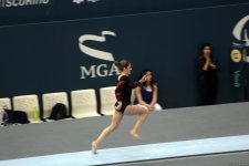 В Баку стартовал первый день соревнований Кубка мира FIG по спортивной гимнастике (ФОТО)