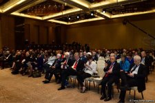 VII Глобальный Бакинский форум продолжает работу панельными обсуждениями (ФОТО)