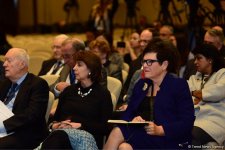 VII Глобальный Бакинский форум продолжает работу панельными обсуждениями (ФОТО)