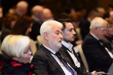 VII Глобальный Бакинский форум продолжает работу панельными обсуждениями (ФОТО)