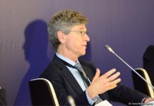 VII Глобальный Бакинский форум продолжает работу панельными обсуждениями (ФОТО)