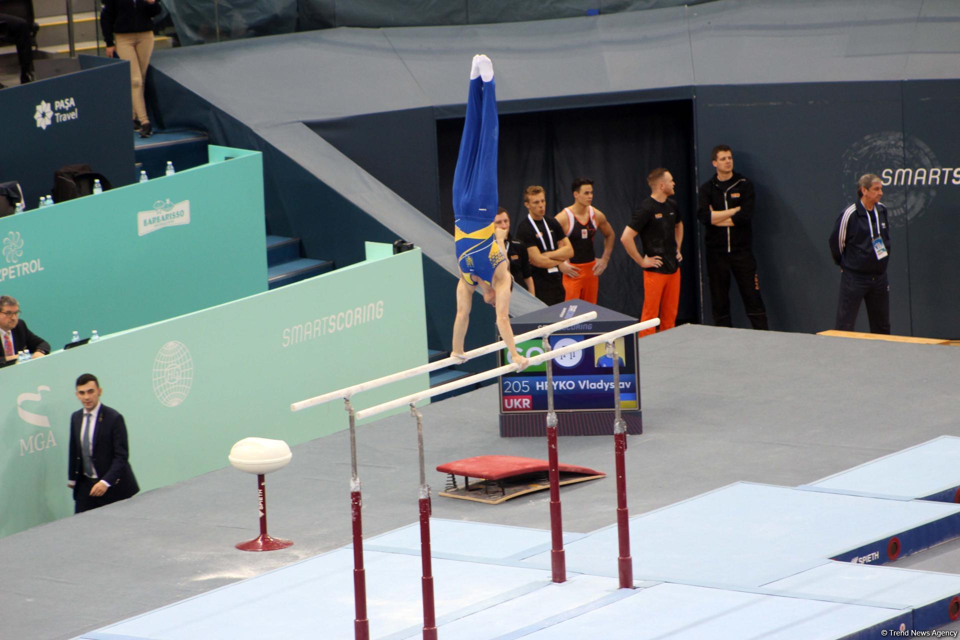 В Баку стартовал первый день соревнований Кубка мира FIG по спортивной гимнастике (ФОТО)