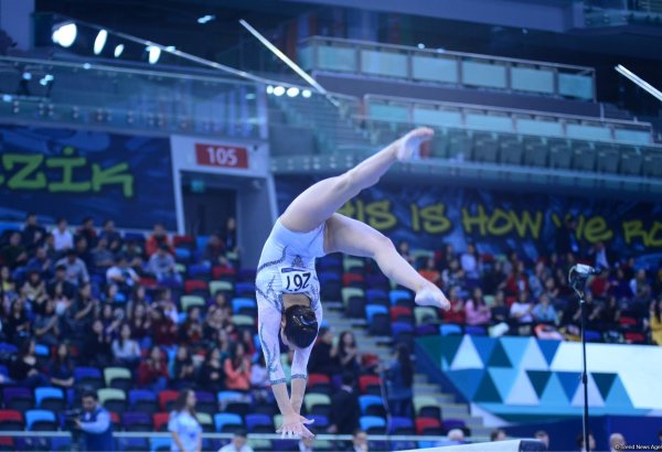 В Баку стартовал второй день соревнований Кубка мира FIG по спортивной гимнастике (ФОТО)