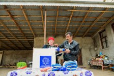 Фонд Гейдара Алиева раздает малообеспеченным семьям подарки по случаю праздника Новруз (ФОТО)