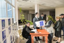 Фонд Гейдара Алиева раздает малообеспеченным семьям подарки по случаю праздника Новруз (ФОТО)