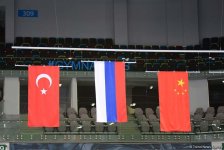 Состоялась церемония награждения победителей и призеров первого дня финалов Кубка мира по спортивной гимнастике в Баку (ФОТО)