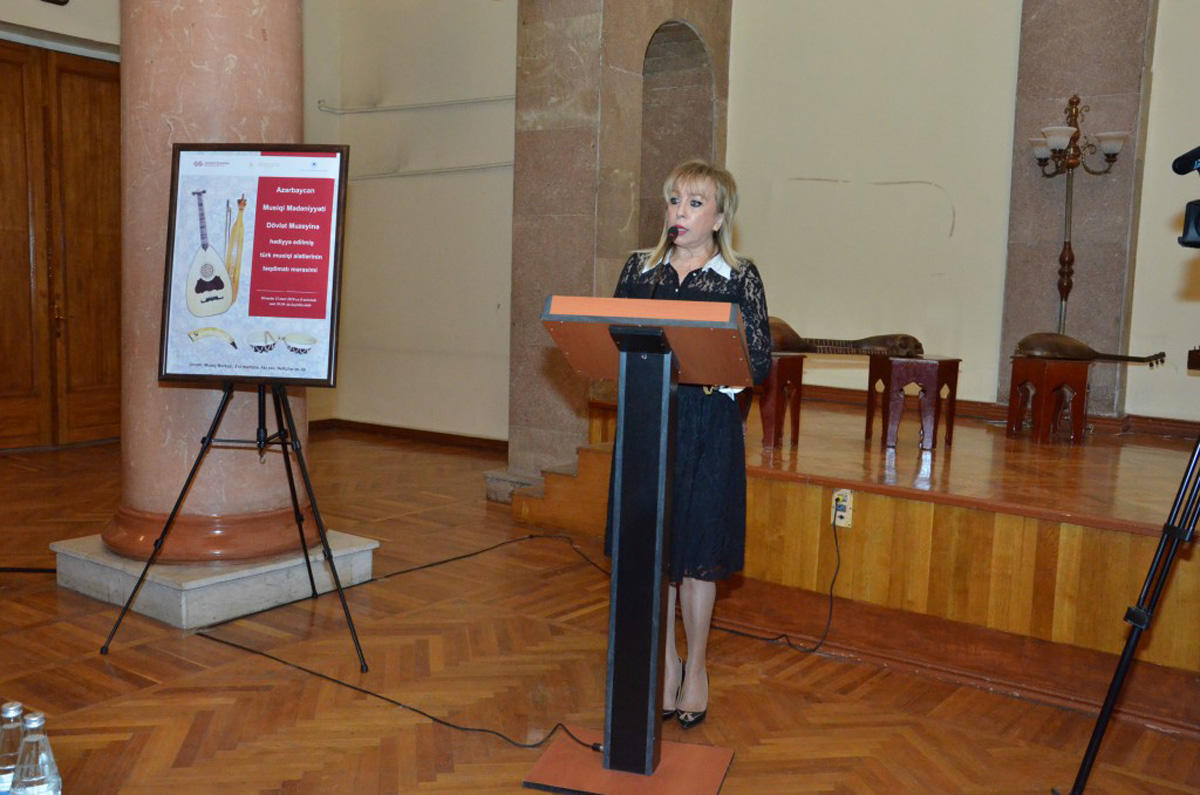 Джура, лавта, нефир, сипси, джюмбюш – подарок азербайджанскому музею (ФОТО)